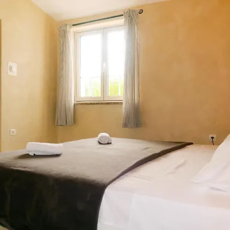 Apartment Elena - Mlk351 By Interhome *